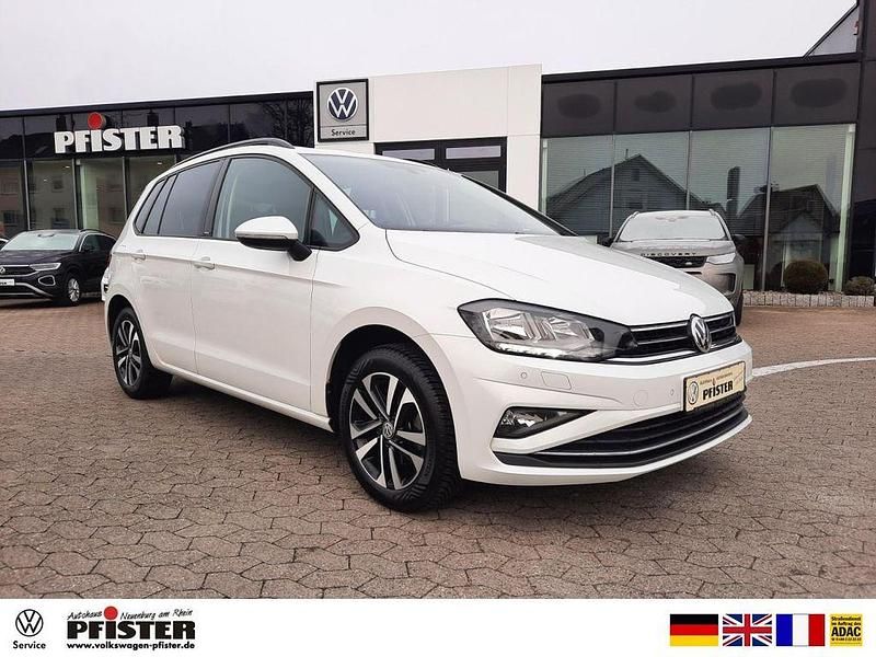 Weiß Gebraucht 2020 VW Golf Sportsvan United Van / Kleinbus | 19.900 € (Etwas zu teuer) - Bild 1/4