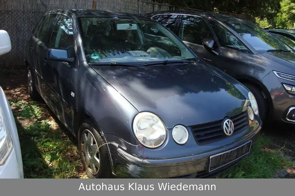 Gebraucht VW Polo Highline 75 PS (55 kW) 2003 Grau Limousine