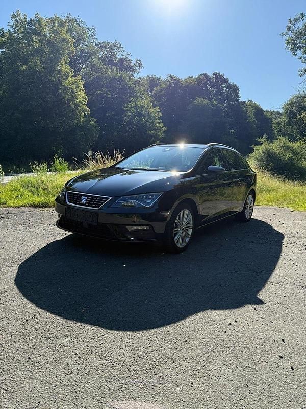 Schwarz Gebraucht 2020 Seat Leon ST XCELLENCE Kombi | 17.400 € (Guter Preis) - Bild 1/4