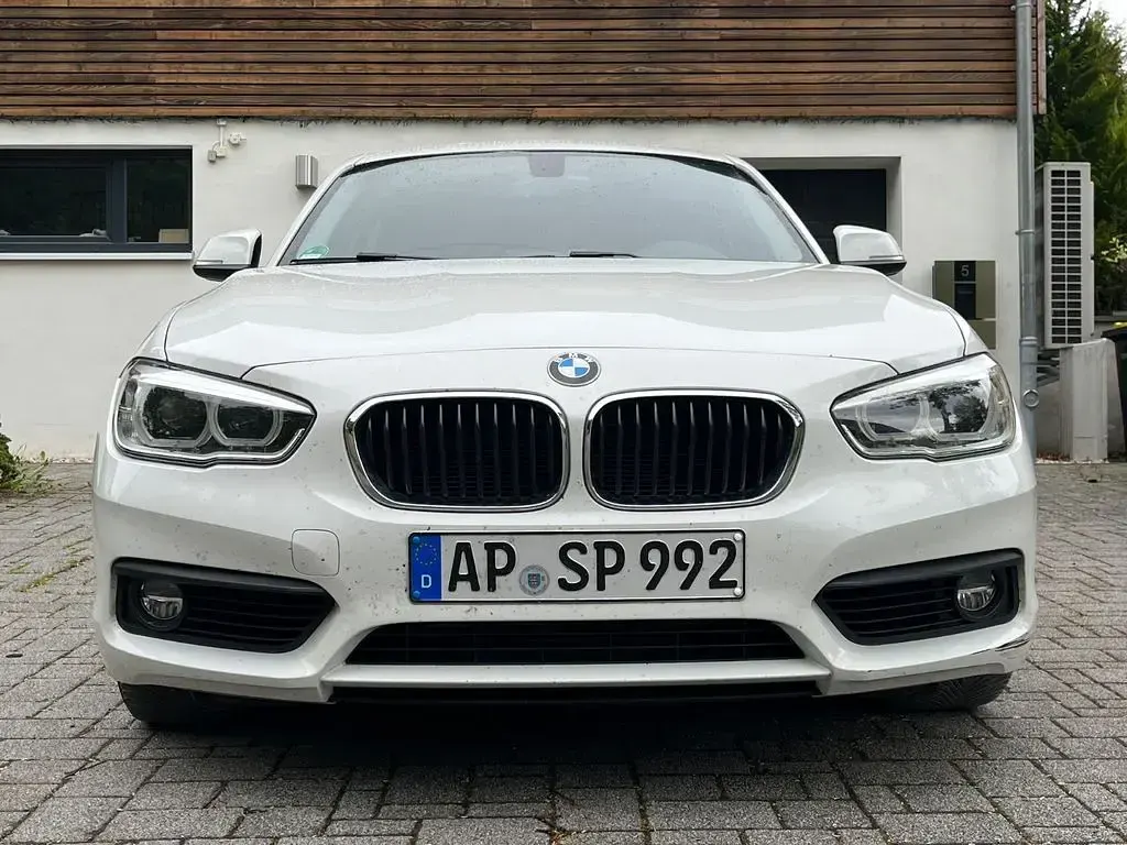 Gebraucht BMW 118 Performance 150 PS (110 kW) 2018 Weiß Kleinwagen