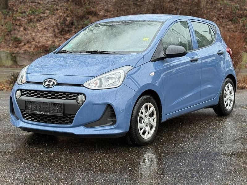 Blau Gebraucht 2018 Hyundai i10 Kleinwagen | 4.900 € (Superpreis) - Bild 1/4