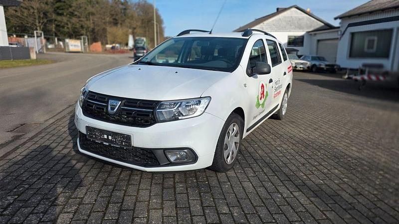 Weiß Gebraucht 2017 Dacia Logan MCV Ambiance Kombi | 3.499 € (Superpreis) - Bild 1/4