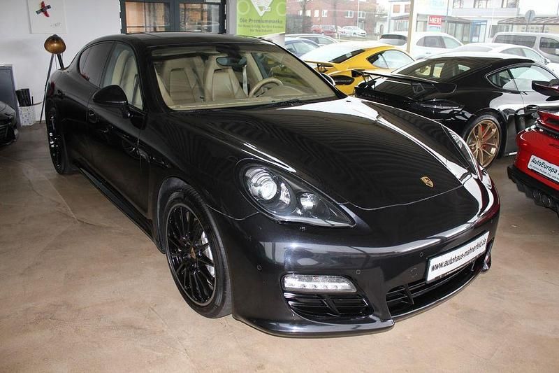 Gebraucht Porsche Panamera 4S 400 PS (294 kW) 2013 Schwarz Limousine