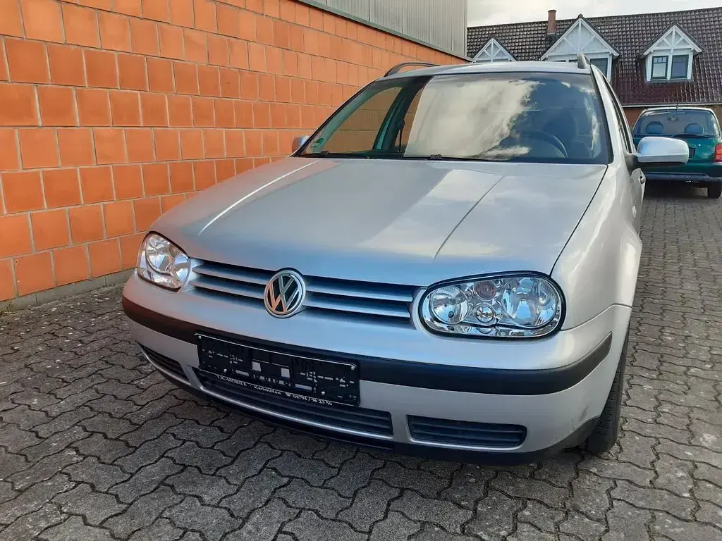 Gebraucht VW Golf IV Comfortline 105 PS (77 kW) 2003 Silber Kombi