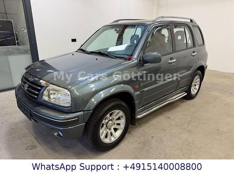 Grau Gebraucht 2005 Suzuki Grand Vitara Limited SUV | 10.990 € (Teuer) - Bild 1/4
