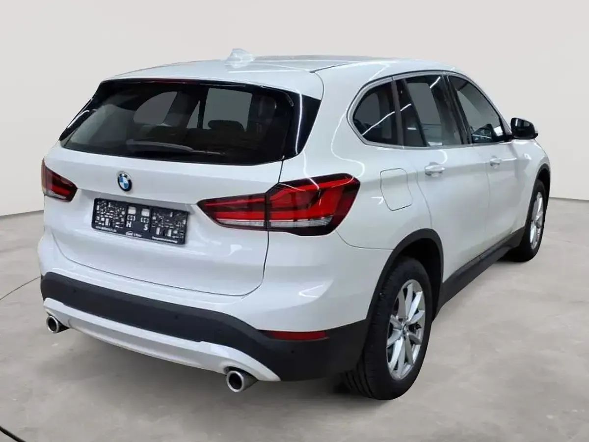 Gebraucht BMW X1 Advantage 190 PS (139 kW) 2022 Alpinweiß SUV