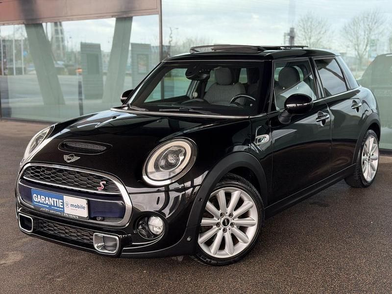 Gebraucht Mini John Cooper Works 170 PS (125 kW) 2016 Schwarz Kleinwagen