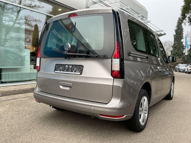 Gebraucht VW Caddy Basis 114 PS (83 kW) 2024 Beige Van / Kleinbus