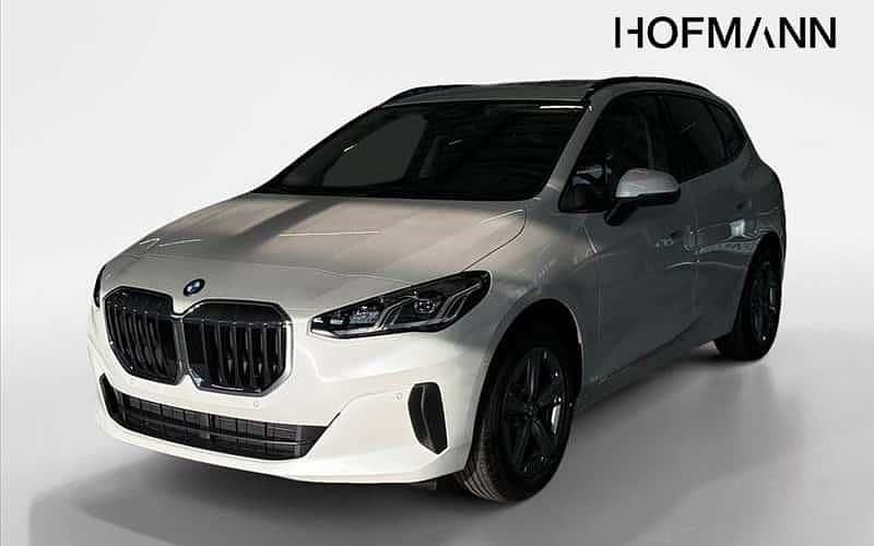 Weiß Neu 2025 BMW 218 Comfort Edition Kombi | 42.015 € (Teuer) - Bild 1/4