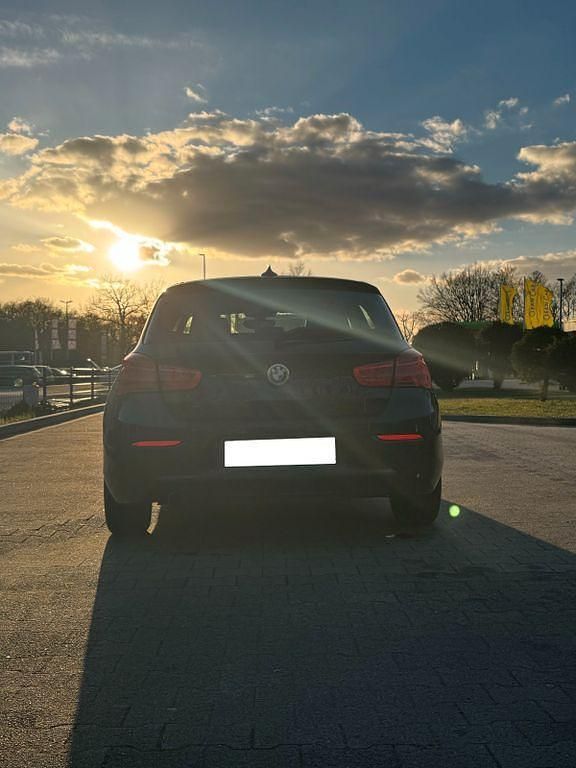 Gebraucht BMW 116 Advantage 109 PS (80 kW) 2015 Schwarz Kleinwagen