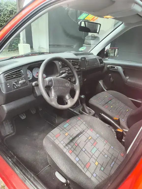 Gebraucht VW Golf III 60 PS (44 kW) 1997 Rot Limousine