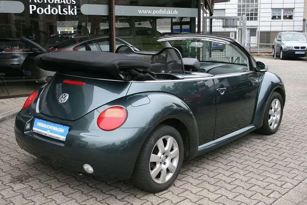 Gebraucht VW New Beetle Cabriolet Highline 116 PS (85 kW) 2003 Grün Cabrio