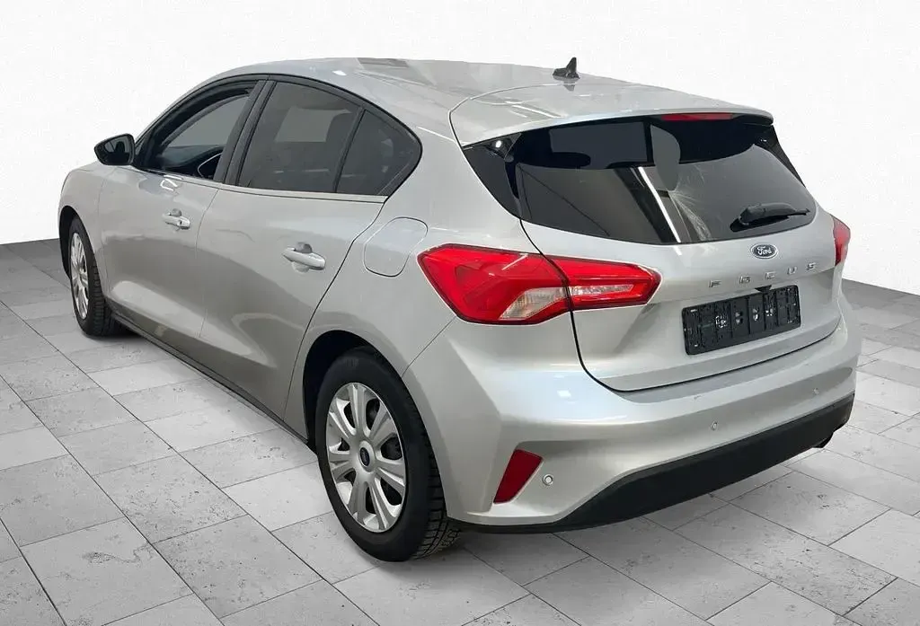 Gebraucht Ford Focus Cool & Connect 150 PS (110 kW) 2021 Silber (metallic) Limousine