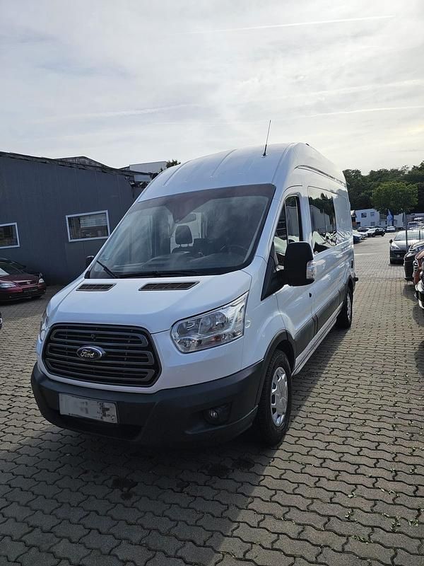 Weiß Gebraucht 2018 Ford Transit Trend Limousine | 28.000 € - Bild 1/4