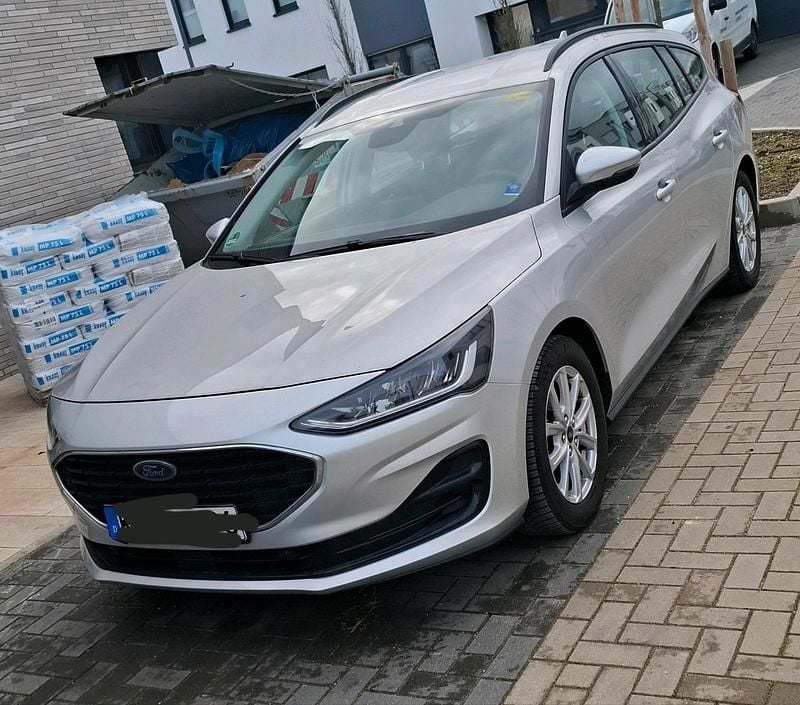 Gebraucht Ford Focus 120 PS (88 kW) 2022 Silber Kombi