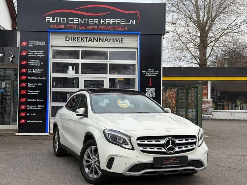 Gebraucht Mercedes GLA180 122 PS (89 kW) 2017 Weiß SUV