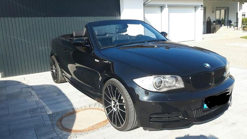 Gebraucht BMW 135 Cabriolet Performance 306 PS (225 kW) 2008 Schwarz Cabrio