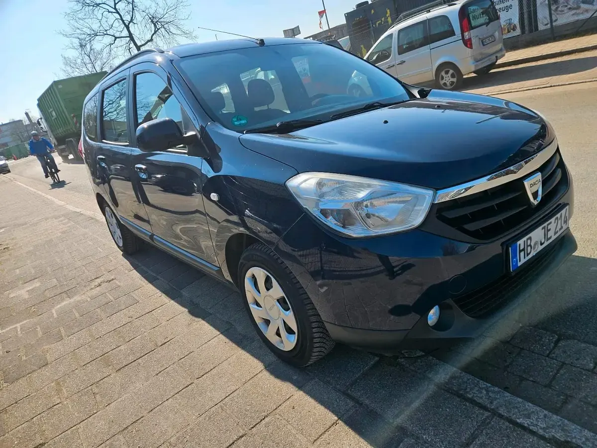 Gebraucht Dacia Lodgy 85 PS (62 kW) 2013 Blau Van / Kleinbus