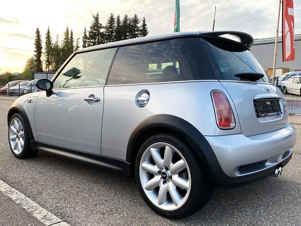 Second-hand Mini Cooper S 163 CP (119 kW) 2003 Argintiu Hatchback