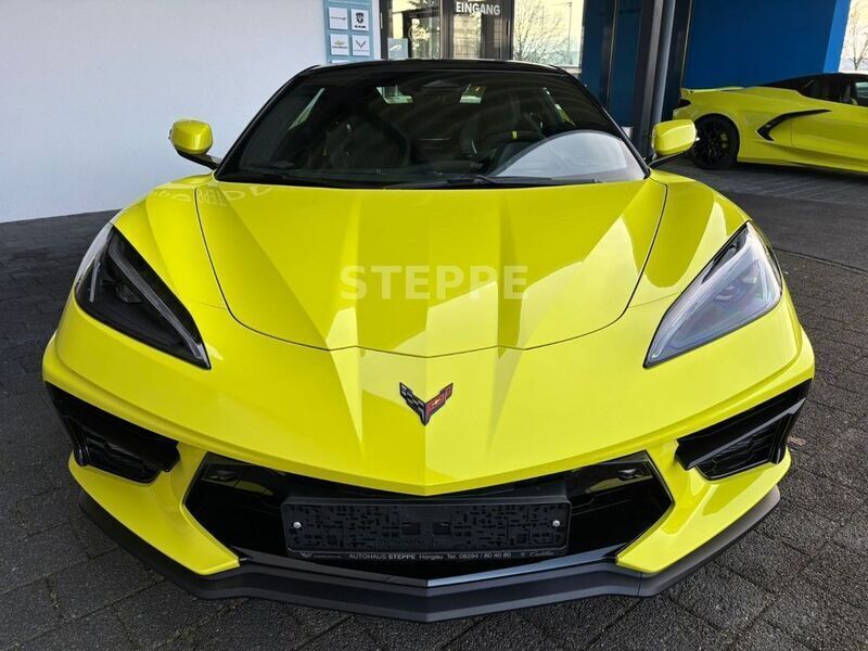 Neu Corvette Stingray 481 PS (353 kW) 2025 Accelerate yellow metallic Cabrio