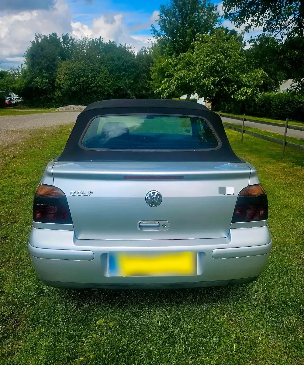 Gebraucht VW Golf 115 PS (84 kW) 2000 Silber Cabrio