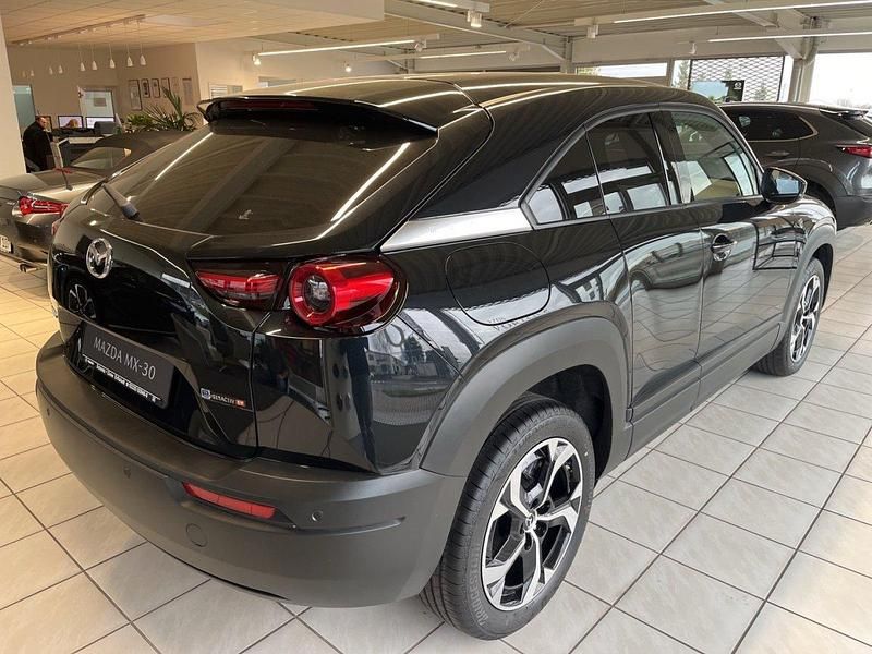 Neu Mazda MX30 Makoto 170 PS (125 kW) 2025 Schwarz SUV