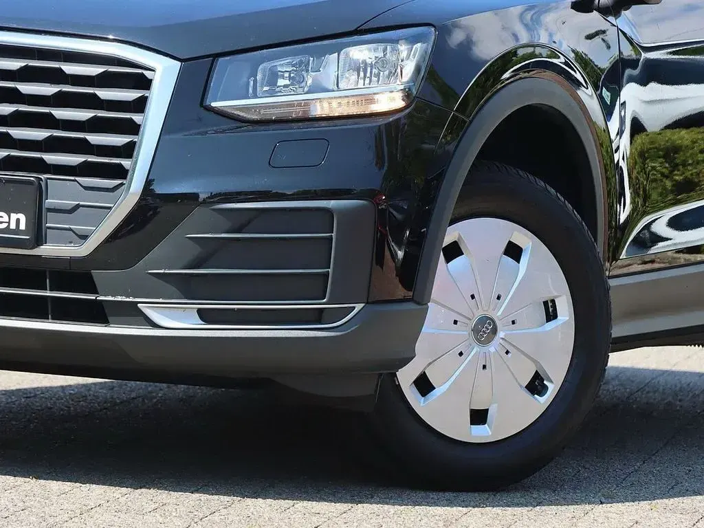 Gebraucht Audi Q2 Comfort 116 PS (85 kW) 2019 Brillantschwarz SUV