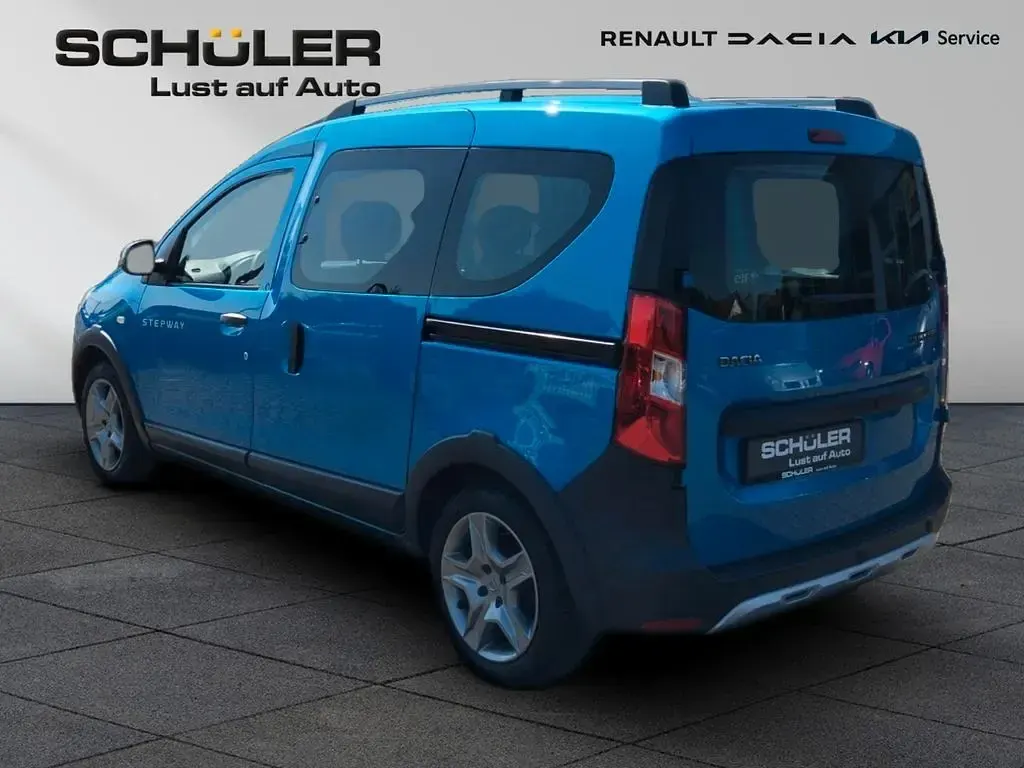 Gebraucht Dacia Dokker Stepway 131 PS (96 kW) 2019 Blau Van / Kleinbus