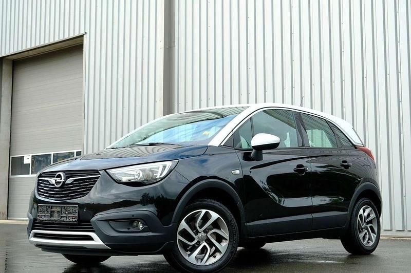 Black meet kettle Gebraucht 2018 Opel Crossland X Innovation SUV | 9.840 € (Fairer Preis) - Bild 1/4