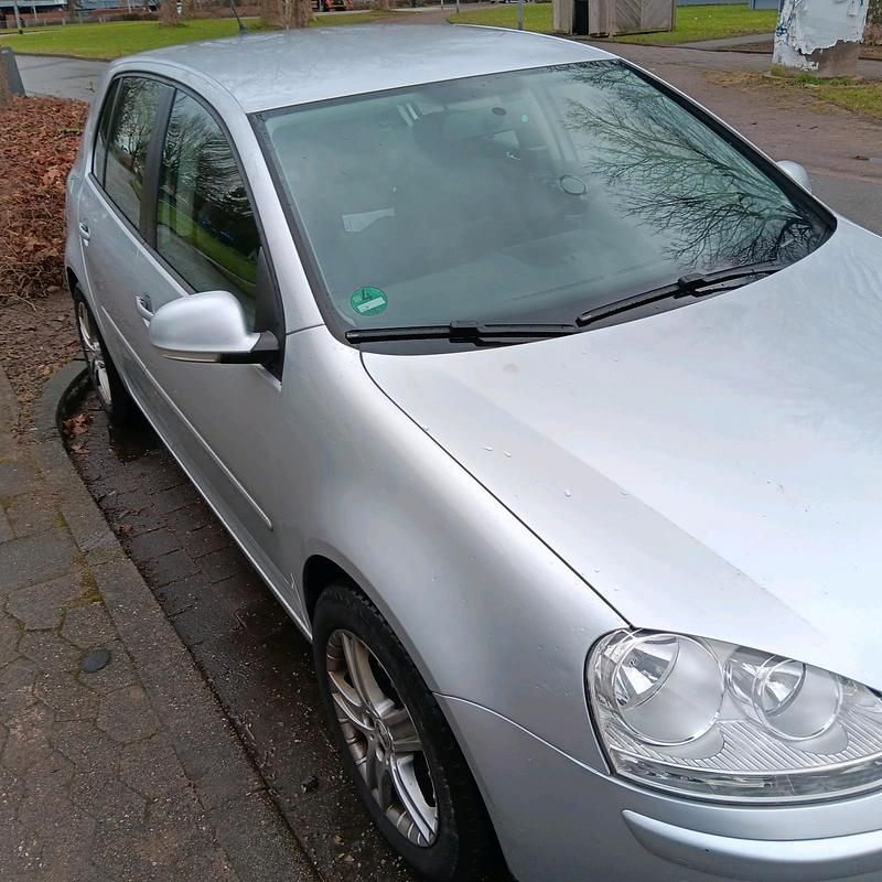 Gebraucht VW Golf V 80 PS (58 kW) 2007 Silber Limousine