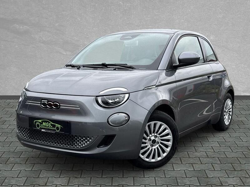 Mineral grau (met.lack.) Gebraucht 2022 Fiat 500e Action Kleinwagen | 13.990 € (Fairer Preis) - Bild 1/4