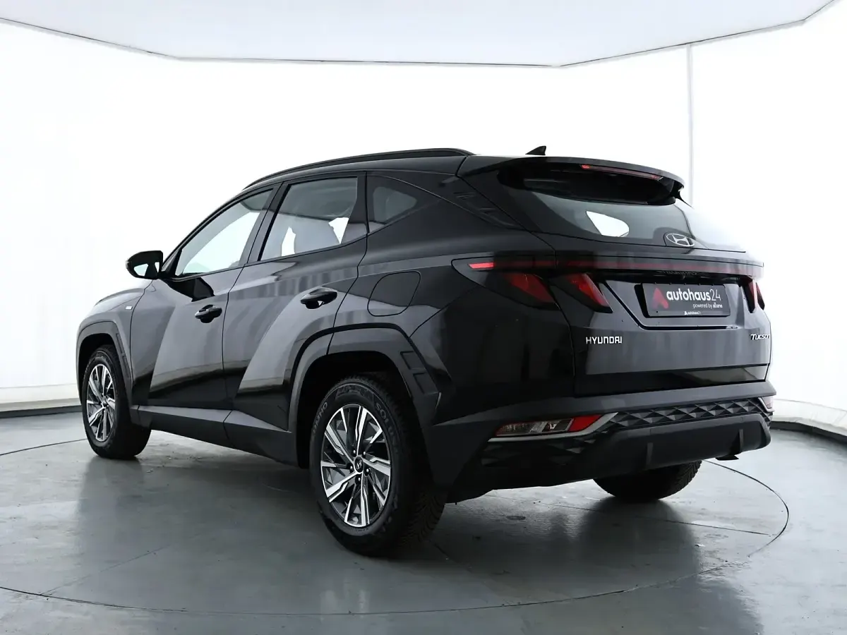 Gebraucht Hyundai Tucson Select 150 PS (110 kW) 2024 Schwarz SUV
