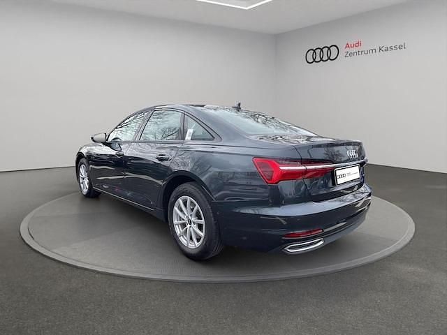 Gebraucht Audi A6 Ambiente 245 PS (180 kW) 2022 Grau Limousine