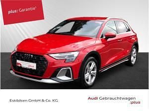 Gebraucht Audi A3 Ambiente 150 PS (110 kW) 2025 Rot Limousine