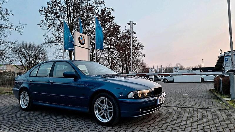 Gebraucht BMW 525 192 PS (141 kW) 2001 Blau Limousine