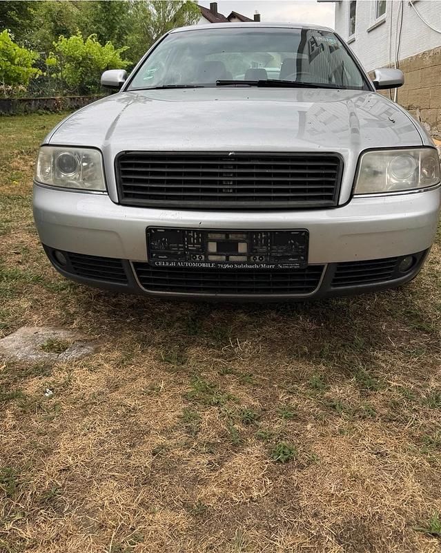 Grau Gebraucht 2002 Audi A6 Limousine | 1.150 € (Guter Preis) - Bild 1/4