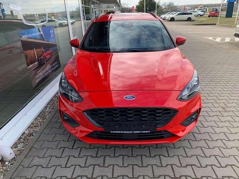 Usata Ford Focus ST-Line 150 CV (110 kW) 2019 Rosso Station wagon