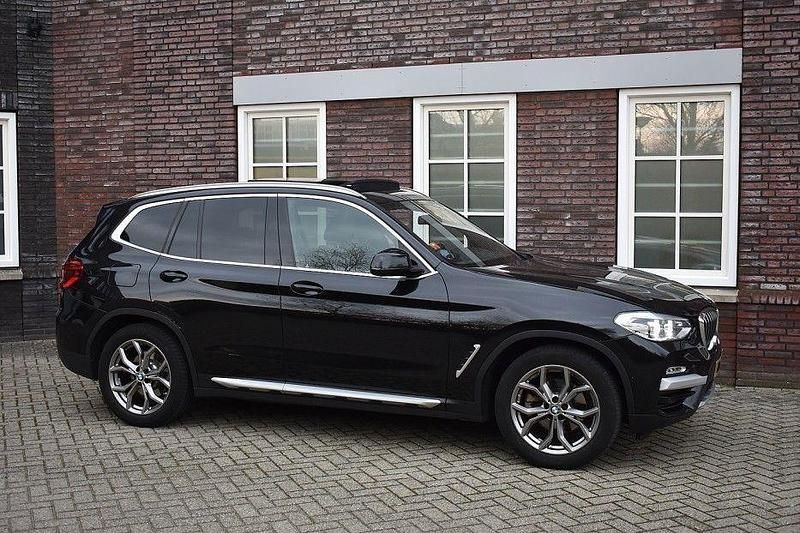 Gebraucht BMW X3 Executive 184 PS (135 kW) 2018 Schwarz SUV