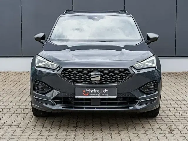 Gebraucht Seat Tarraco 4Drive 200 PS (147 kW) 2021 Grau SUV