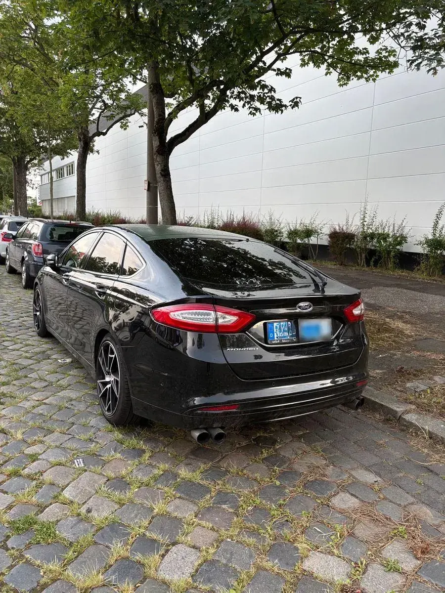 Gebraucht Ford Mondeo Trend 160 PS (117 kW) 2018 Schwarz Limousine