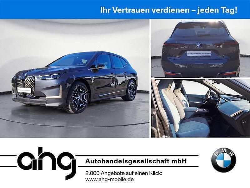 Grau Gebraucht 2022 BMW iX SUV | 46.960 € (Fairer Preis) - Bild 1/4