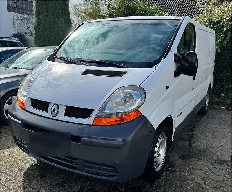 Gebraucht Renault Trafic 101 PS (74 kW) 2005 Van / Kleinbus