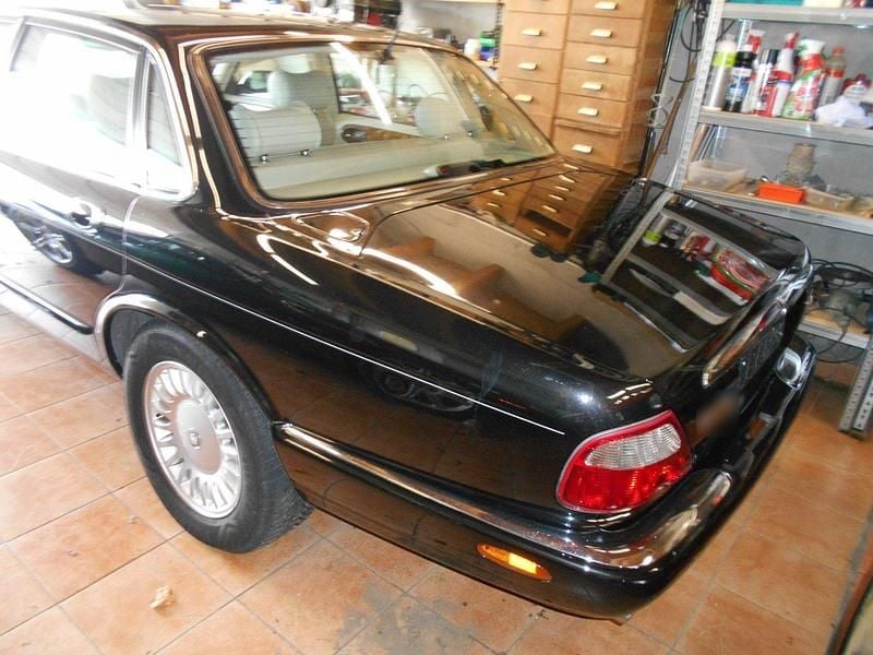 Gebraucht Jaguar XJ8 Executive 237 PS (174 kW) 1998 Schwarz Limousine