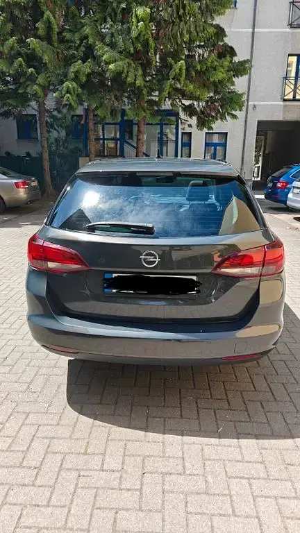 Gebraucht Opel Astra 110 PS (80 kW) 2016 Grau Kombi
