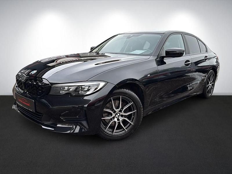 Gebraucht BMW 320 Advantage 184 PS (135 kW) 2020 Schwarz Limousine