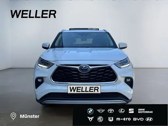 Gebraucht Toyota Highlander Luxury 248 PS (182 kW) 2021 Novaweiß perleffekt SUV