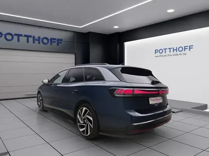 Gebraucht VW ID.7 Pro 210 kW (286 PS) 2025 Aquamarinblau metallic Kombi