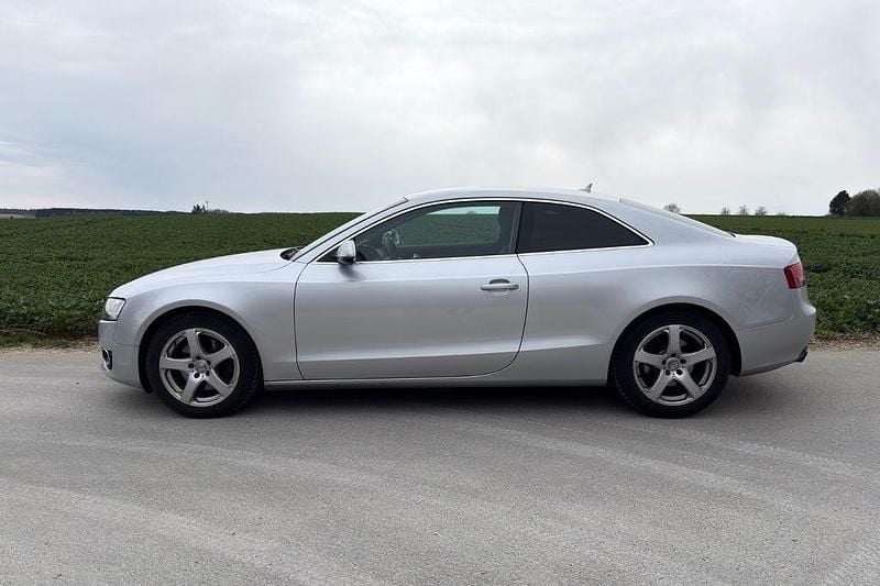 Gebraucht Audi A5 Comfort 211 PS (155 kW) 2010 Silber Coupé