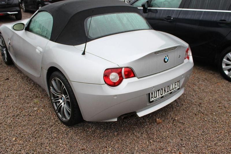Gebraucht BMW Z4 Sport Line 170 PS (125 kW) 2005 Silber Cabrio