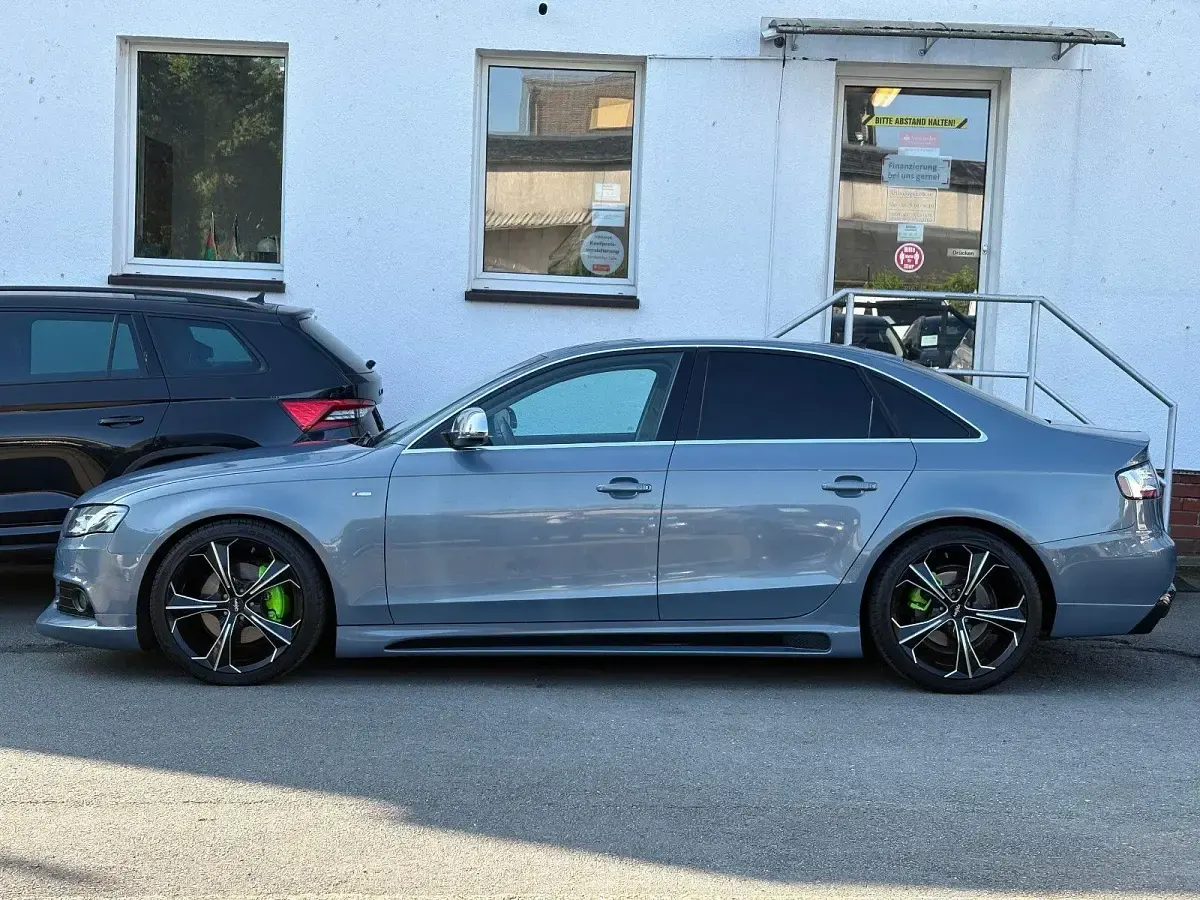 Gebraucht Audi A4 S-Line 239 PS (175 kW) 2008 Blau Limousine